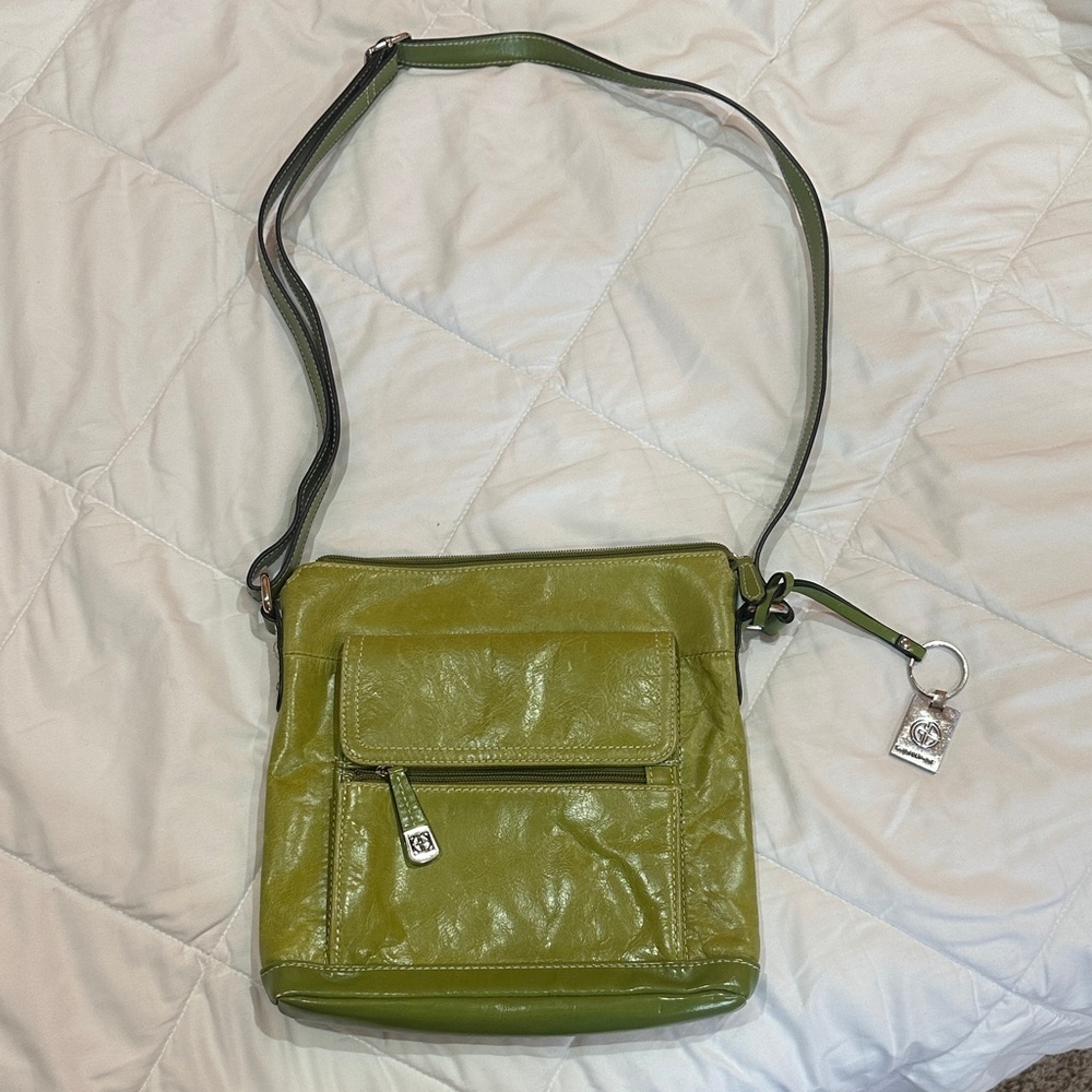 NWOT Giani Bernini Silver Keychain with Green Accent